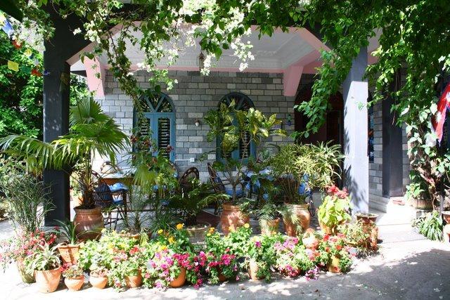 Sacred Valley Inn Pokhara Ngoại thất bức ảnh