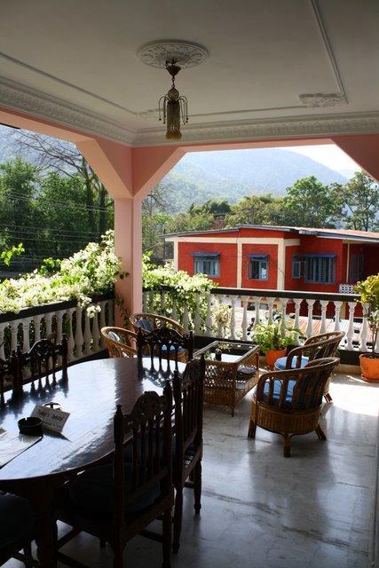 Sacred Valley Inn Pokhara Ngoại thất bức ảnh