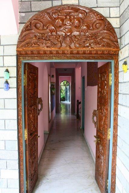 Sacred Valley Inn Pokhara Ngoại thất bức ảnh