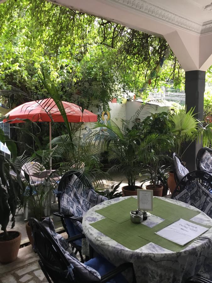 Sacred Valley Inn Pokhara Ngoại thất bức ảnh