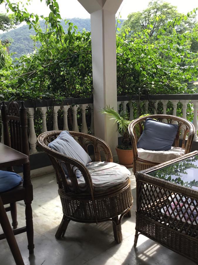 Sacred Valley Inn Pokhara Ngoại thất bức ảnh